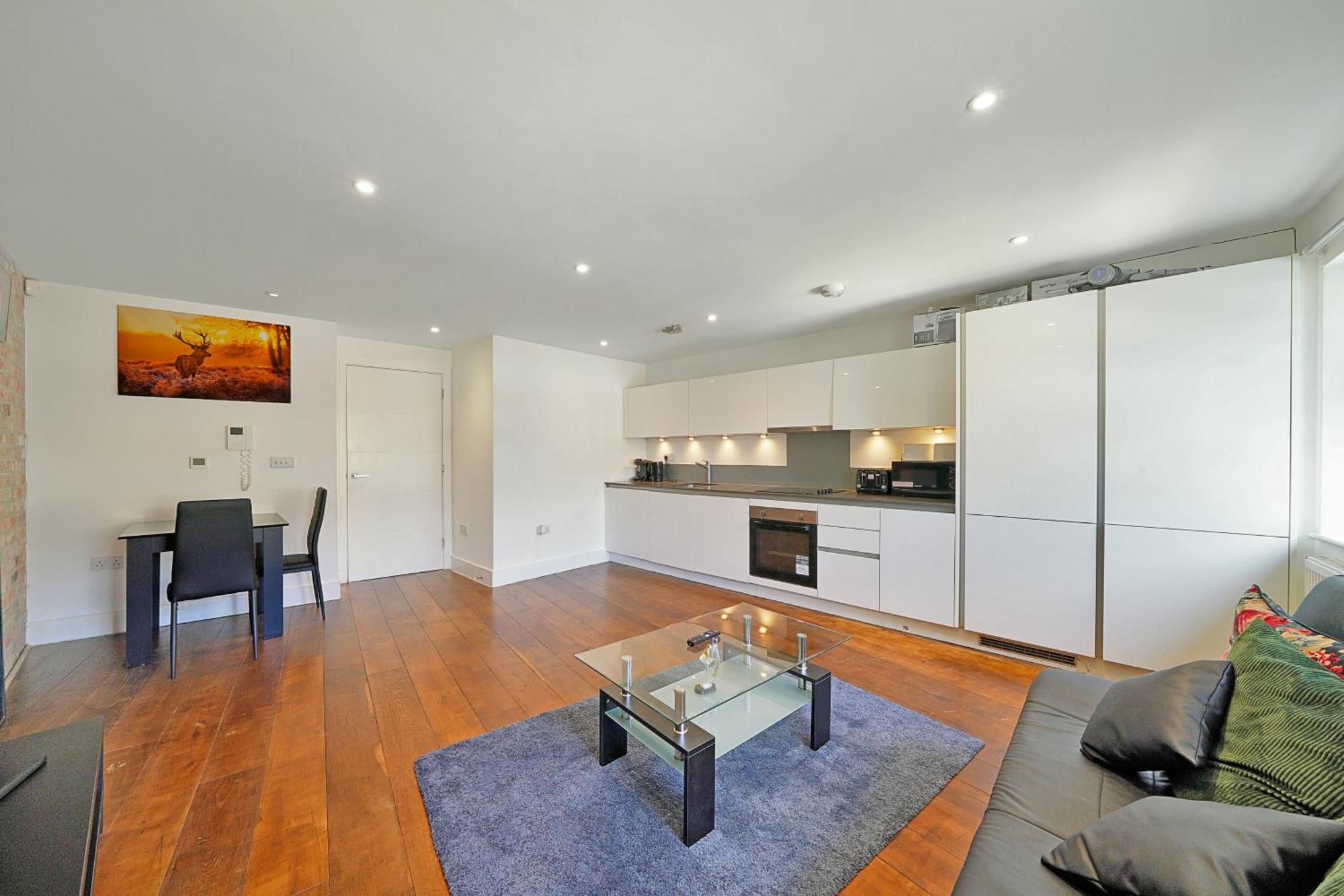 360 Cosy Greenwich London