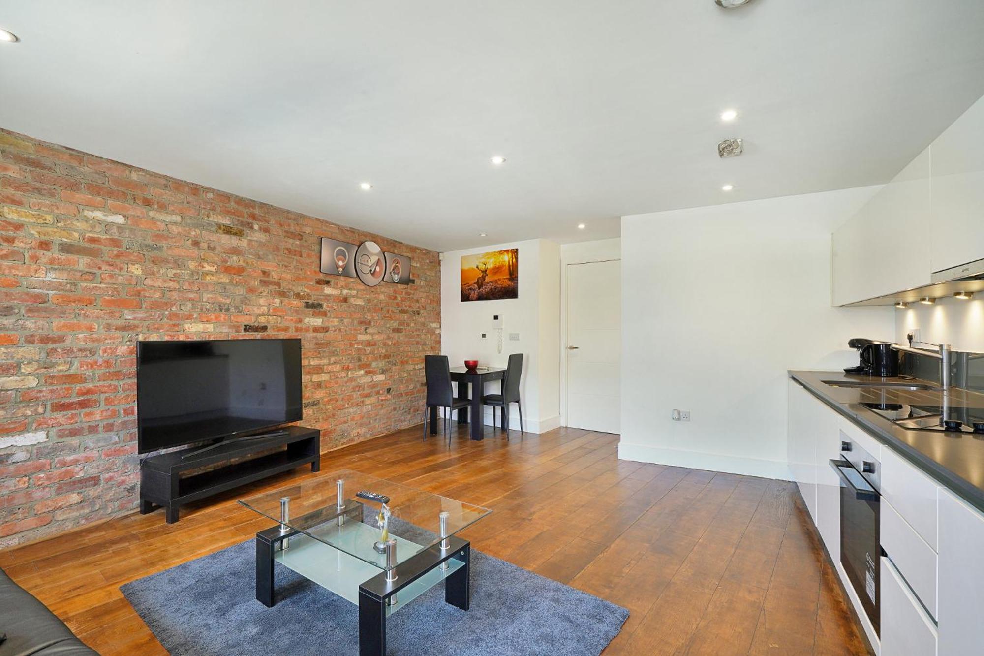 360 Cosy Greenwich *